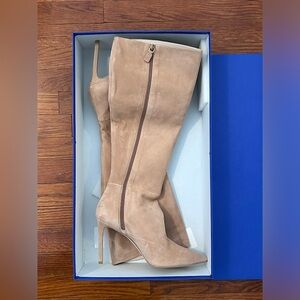 Stuart Weitzman Avenue Zip 95 Knee-High Sandalwood/Suede